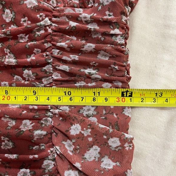 Ultra Flirt Womens Dress Size Large Brick Red Floral Ruched Mini Peasant Cottage - Picture 7 of 8